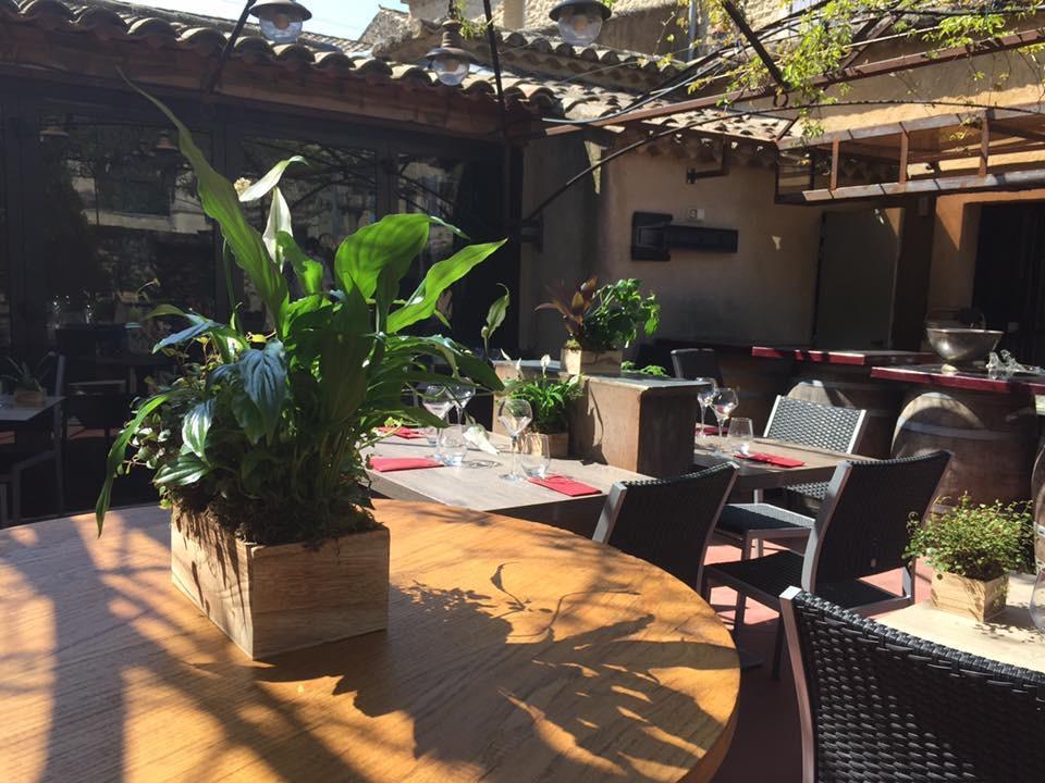 Cabrières-dʼAvignon Le Vieux Bistrot酒店 外观 照片
