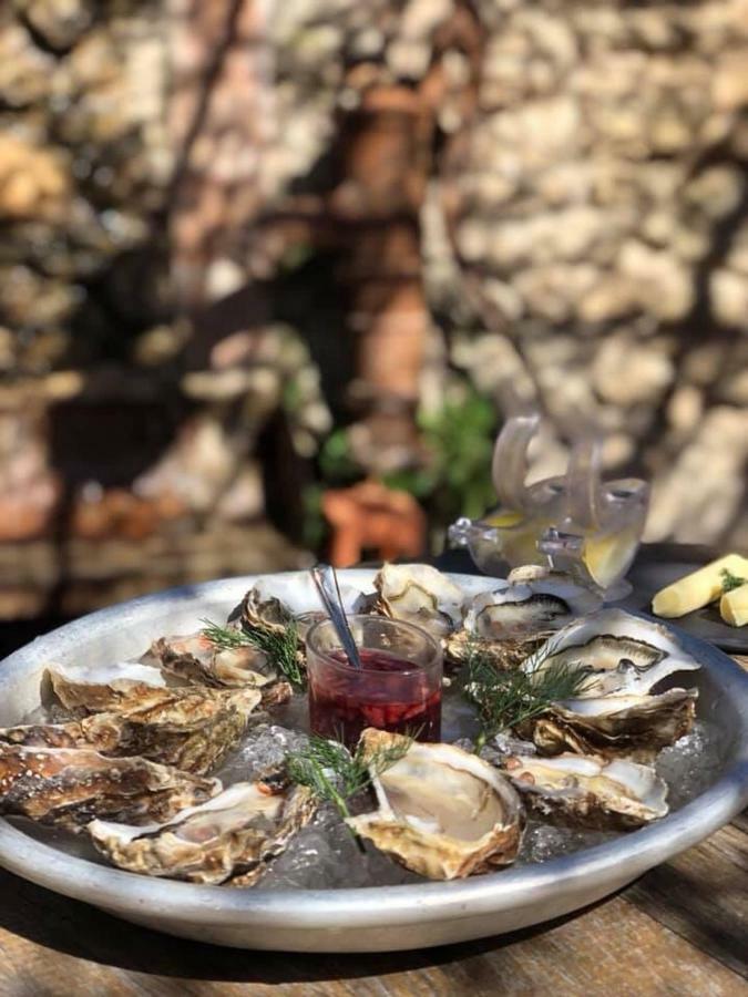 Cabrières-dʼAvignon Le Vieux Bistrot酒店 外观 照片